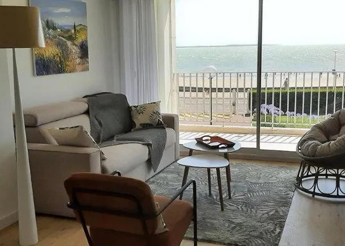 Appartement Renove 85M2, Terrasse, Parking, Face A Plage - Fr-1-494-149