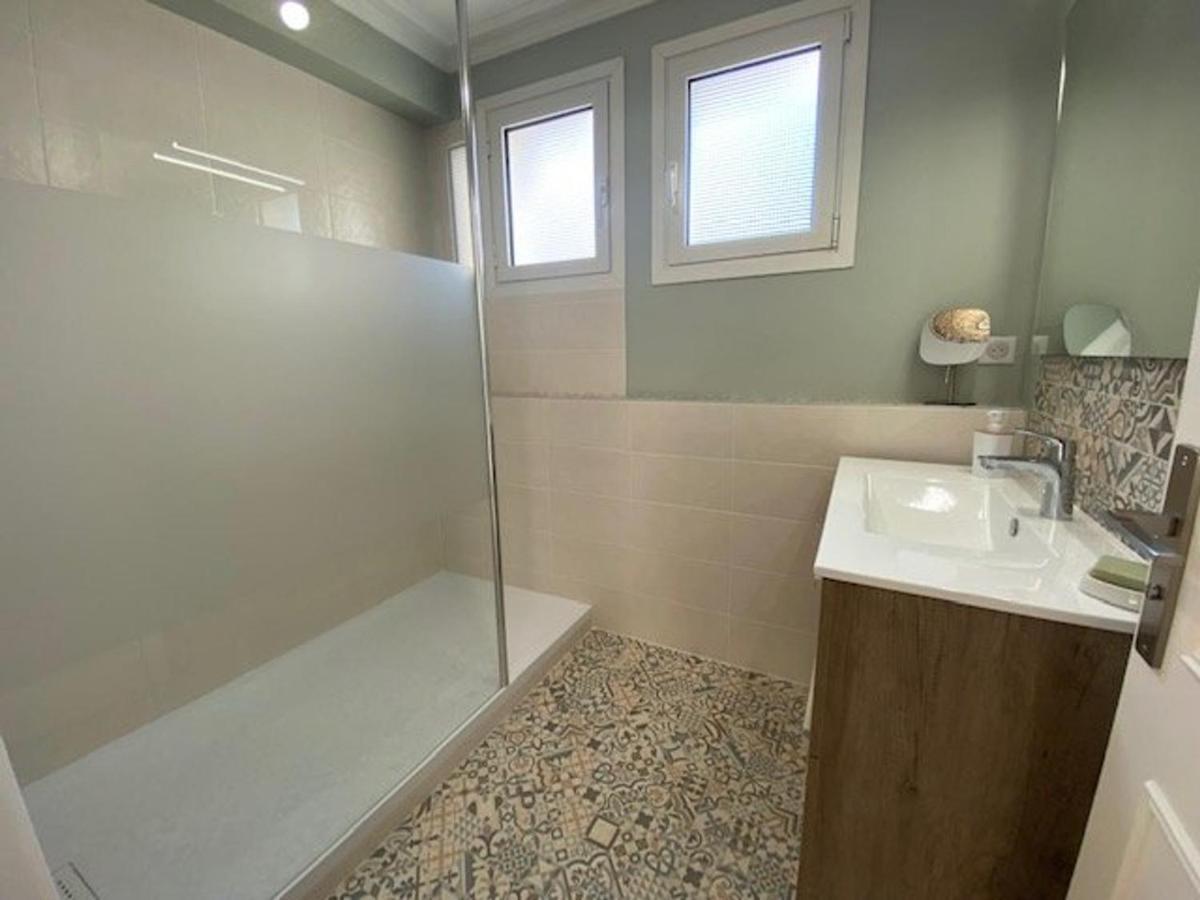 Appartement Renove 85m2, Terrasse, Parking, Face A - Fr-1-494-149