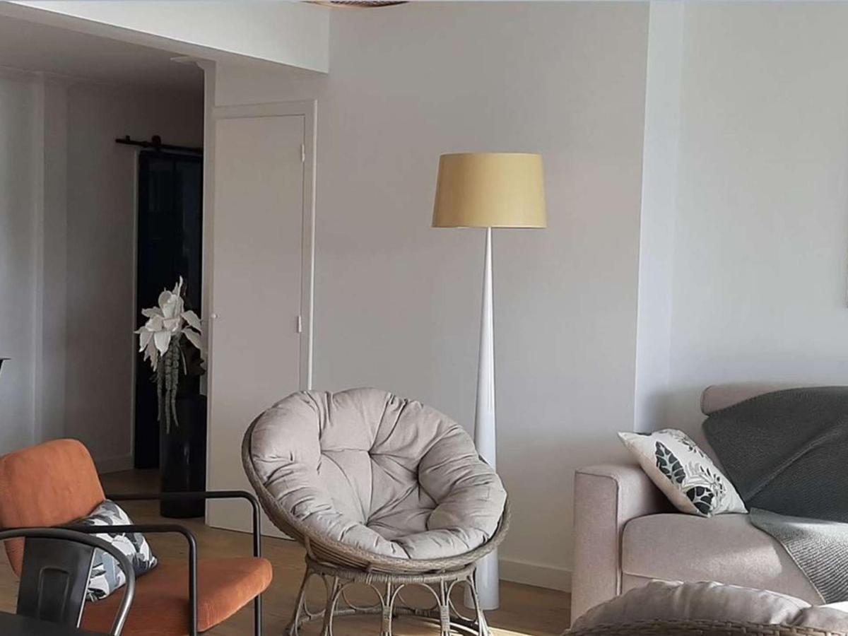 Apartment Renove 85m2, Terrasse, Parking, Face A - Fr-1-494-149 Royan
